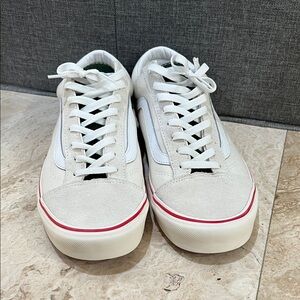 White Men’s Low-Top Casual Sneakers with Red Accent